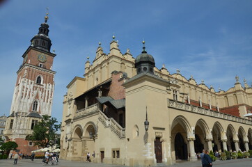 Obraz premium Kraków , Rynek , Kościół Mariacki , Sukiennice , Kraków Kamienice , Kościół Kraków , Rynek Sukiennice , Polska Kraków , Ulice Krakowa , Kraków budynki stare , Kamienice w Krakowie Rynek Stary, Kraków