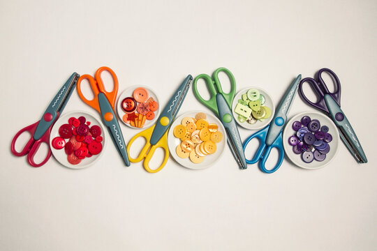 Coloured scissors and buttons
