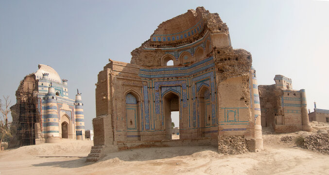 Ucha Sharif or Alexandria En Indo Potamo