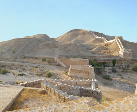 Great Wall of Sindh !!!! Rani Kot Fort.