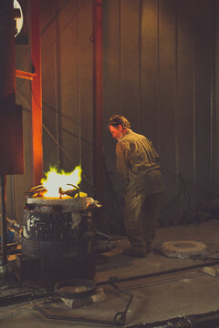 craftsman preheating ingots