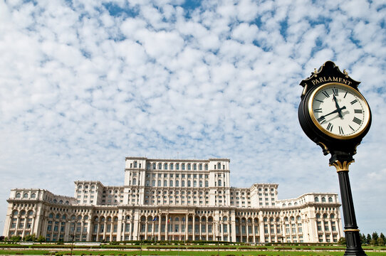 Clock in the Parliament