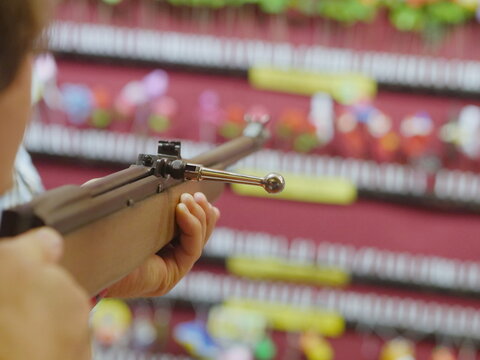 rifle range fairground booth target