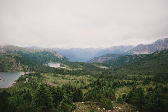 Simpson River Valley mountain view in Banff National Park