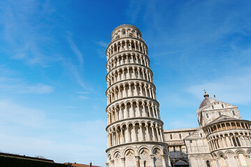 Leaning Tower of Pisa and the Cathedral (Duomo of Santa Maria Assunta), Piazza dei Miracoli (Square of Miracles). Tuscany, Italy, Europe. UNESCO world heritage site.