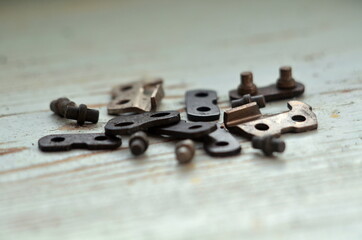 Set of new spare parts for chainsaw chain