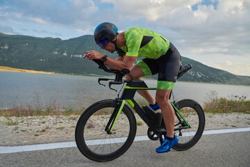 triathlon athlete riding bike
