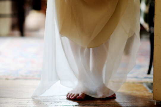 Feet and dress