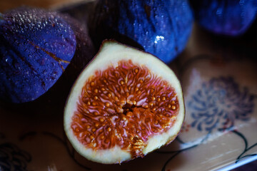 figs on a plate
