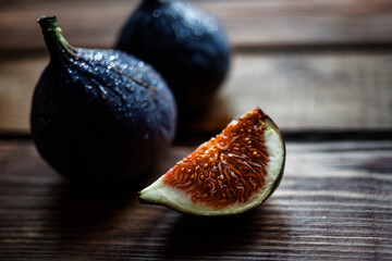 fresh figs on wooden background