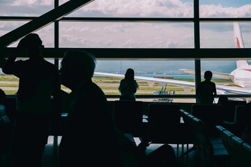 空港のシルエット