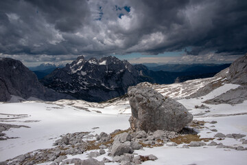 Fototapeta premium snowy mountain landscape