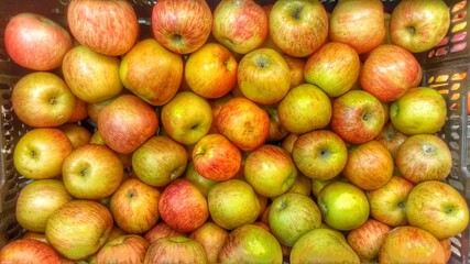 manzana, manzana fuji, fuyi, frutos naturales