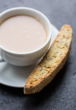 Italian Biscotti with tea