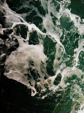 Boiling waves on the ocean