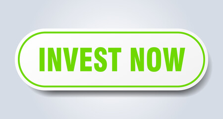 invest now sign. rounded isolated button. white sticker