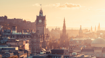 Fototapeta premium Edinburgh city skyline from Calton Hill., United Kingdom