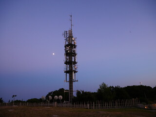 Photo of a relay antenna taken during dusk