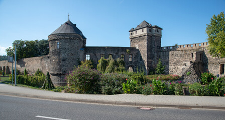 Fototapeta na wymiar Burg Andernach