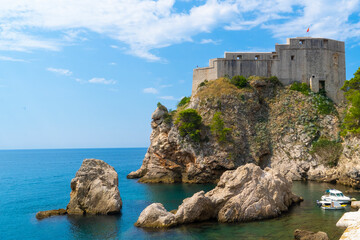 Fototapeta na wymiar Fortress in the city of Dubrovnik