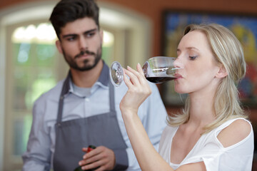 people degustating wines in a wine tasting event