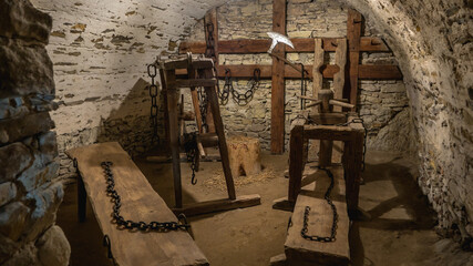 Niedzica, Poland. 09/10/2020. Torture chamber in Dunajec Castle, Niedzica. - obrazy, fototapety, plakaty