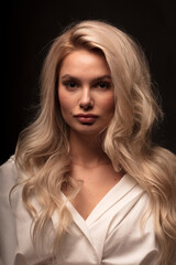 portrait of a young woman, shooting in a photo studio