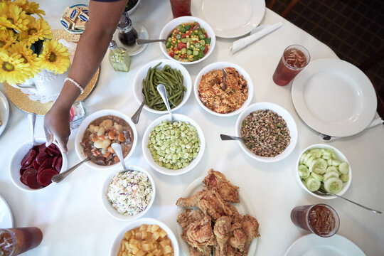 Setting a southern table for dinner