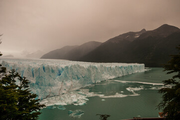Lago Argentino and Glacier, Patagonia