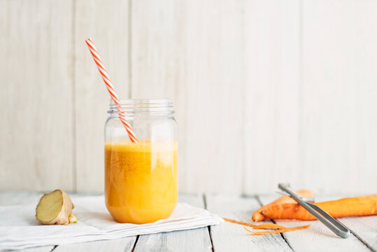 Food: carrot ginger orange smoothie with cumin