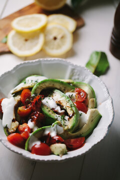 Salad with cherry tomatoes and avocado