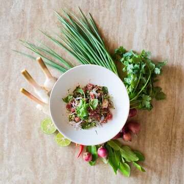 Spicy Laab Tuna Salad