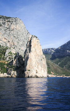 Perda Longa rock, Sardinia