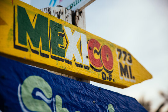 Mexico sign on a direction signpost