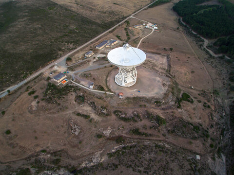 Large radio telescope