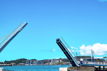 Obraz premium 北九州市門司港レトロ地区のブルーウィングもじ