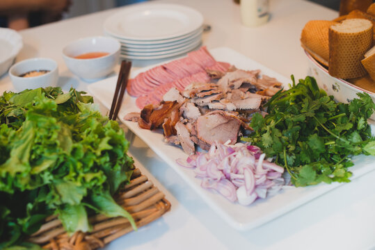 Ingredients for making a sandwich