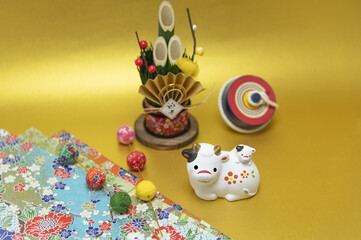 正月　干支　牛　門松　 コマ飾り