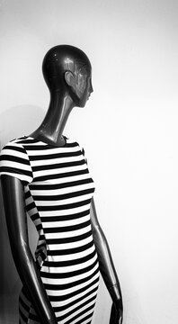 Sie ist ein Modell und sie sieht gut aus""