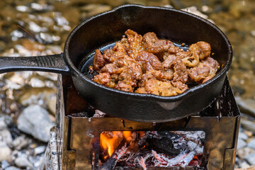 アウトドア定番料理　焼き肉