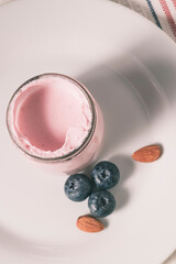 Obraz na płótnie Canvas Bebida de yogurt saludable