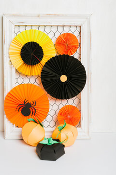 Halloween rosettes on frame