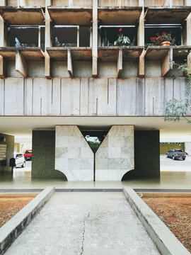 Contemporary Residential Architecture in Brasilia (Brazil)