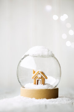 Gingerbread house snow globe