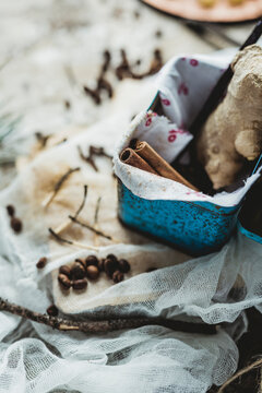 Making gingerbread coffee