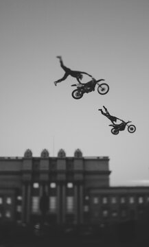 freestyle tricks in the air .
