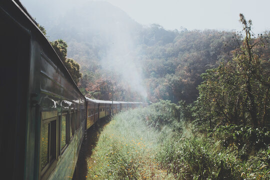 Trainride to Kandy, Sri Lanka