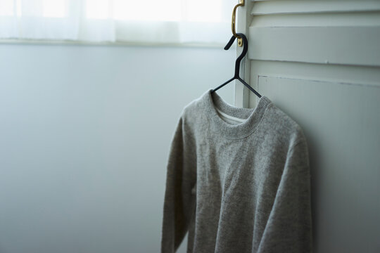 ハンガーに掛けた洋服