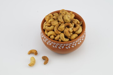 Cashews are low in sugar and rich in fiber, heart-healthy fats, and plant protein. They're also a good source of copper, magnesium, and manganese nutrients important for energy production.