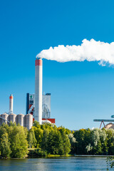 Obraz premium Kouvola, Finland - 15 September 2020: Upm Kymi factory in Kuusankoski.